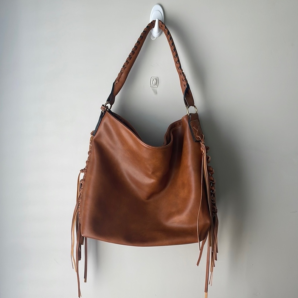 Boho Fringe Tan Shoulder Bag.